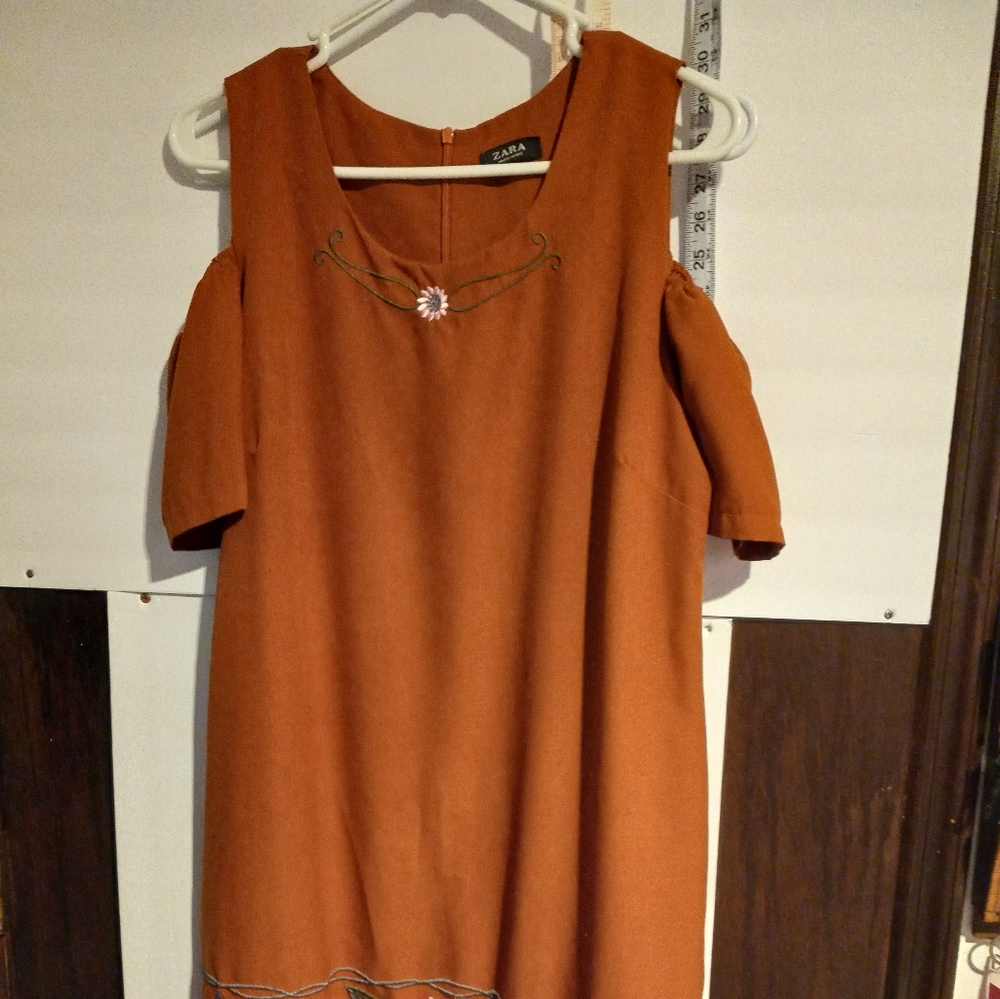 Zara Anos-Years Flower Embroidered Cottagecore Dress Boho-Chic Hippie Woodstock